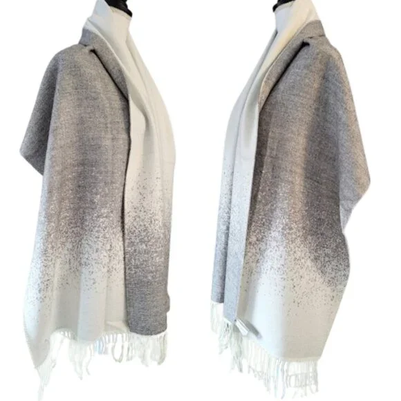 CALVIN KLEIN Heathered Gray & White Fringed Acrylic Scarf - OS - Picture 2 of 6